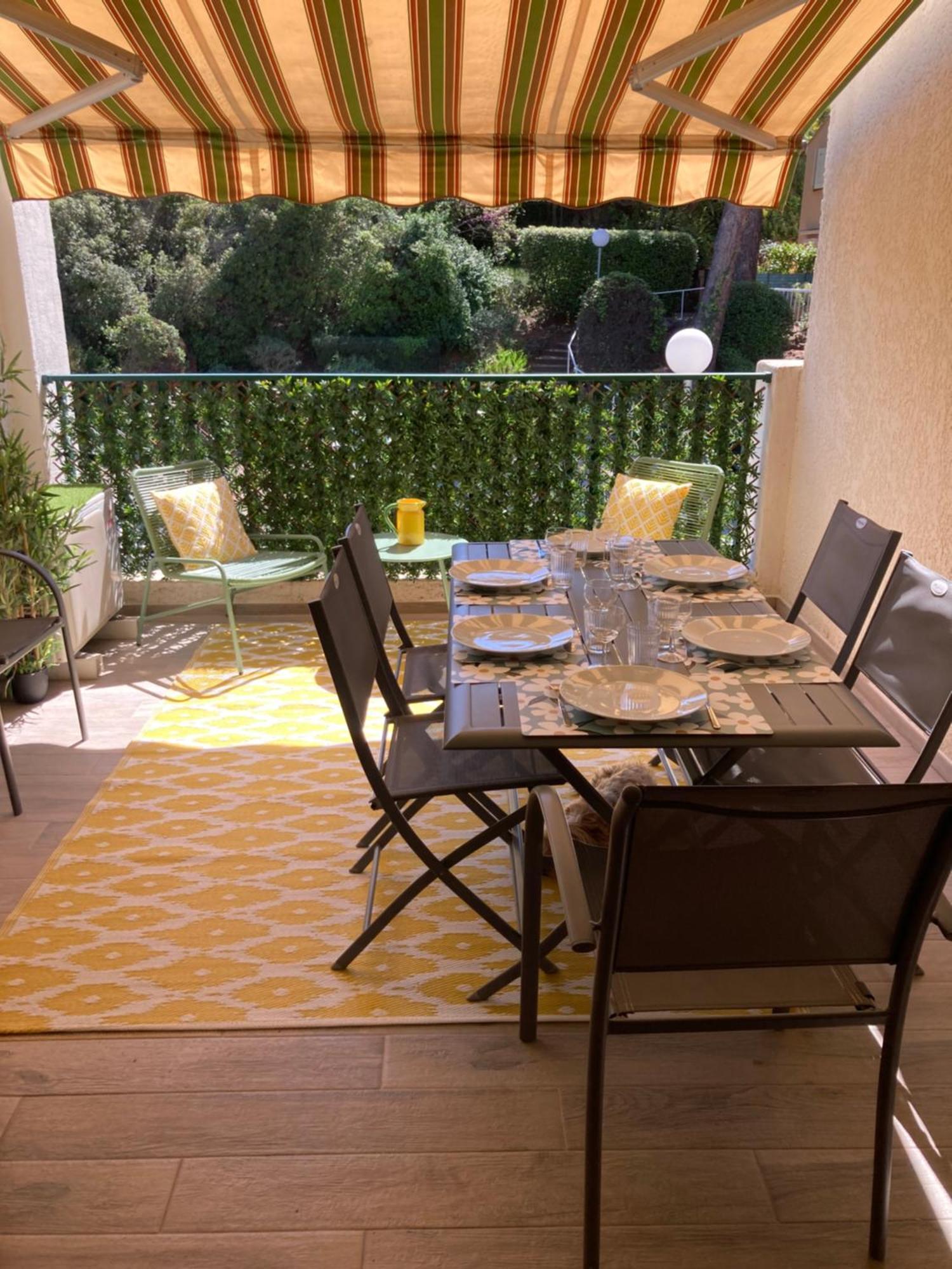 Studio 110 Grande Terrasse Proche Mer บ็องโดล ภายนอก รูปภาพ
